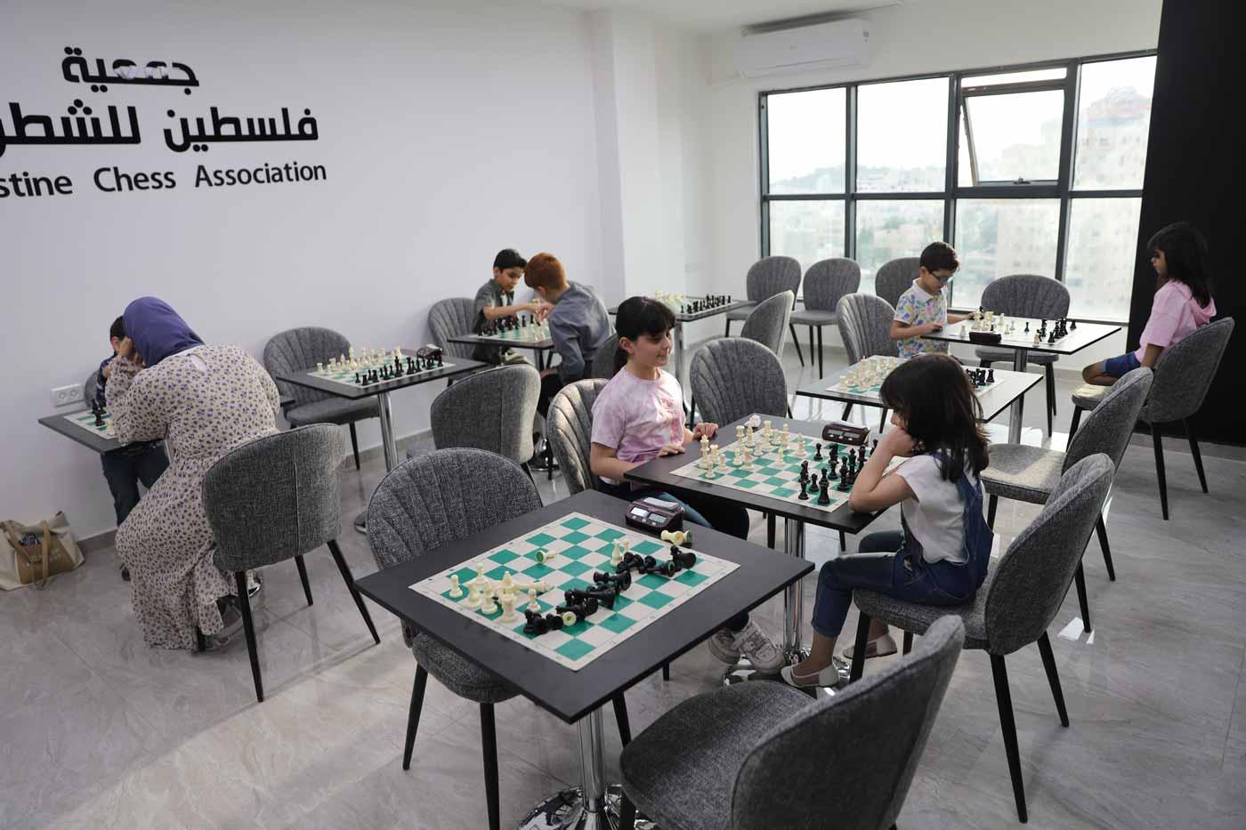 برعاية شركة رويال افتتاح مقر جمعية فلسطين للشطرنج في الخليل